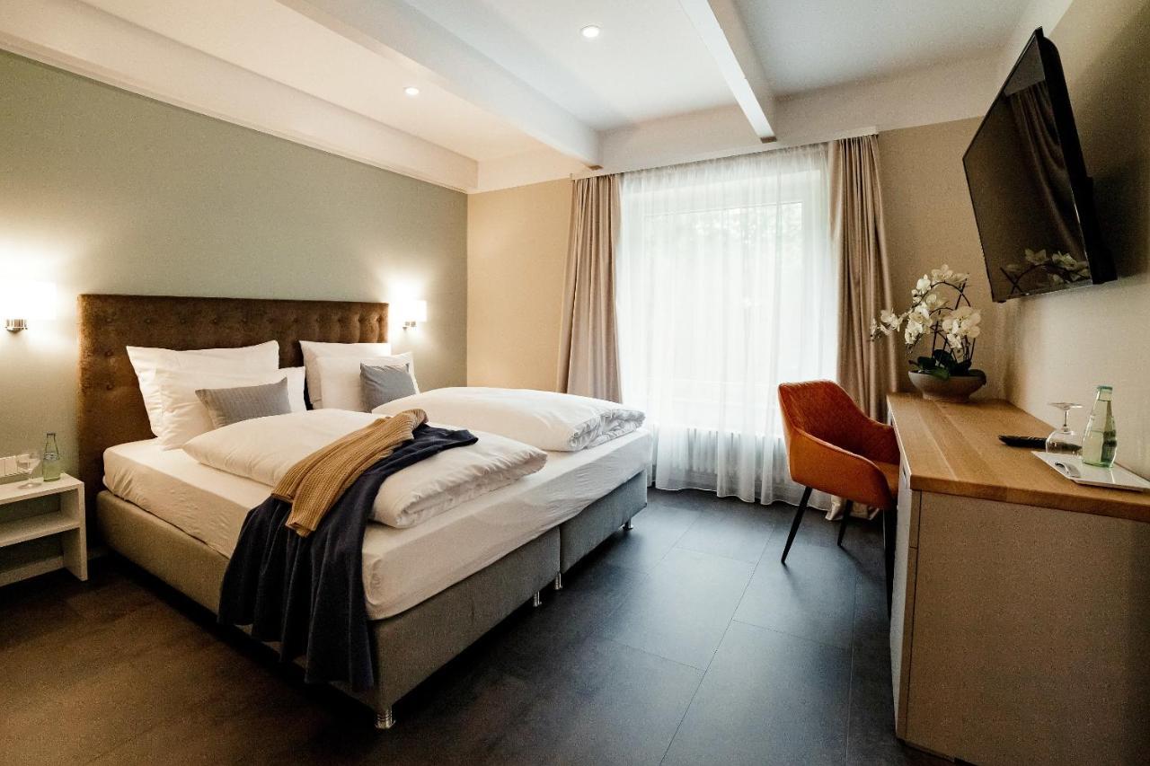Seehotel Am Tankumsee Isenbuettel Bagian luar foto