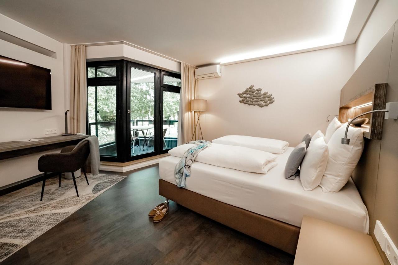 Seehotel Am Tankumsee Isenbuettel Bagian luar foto