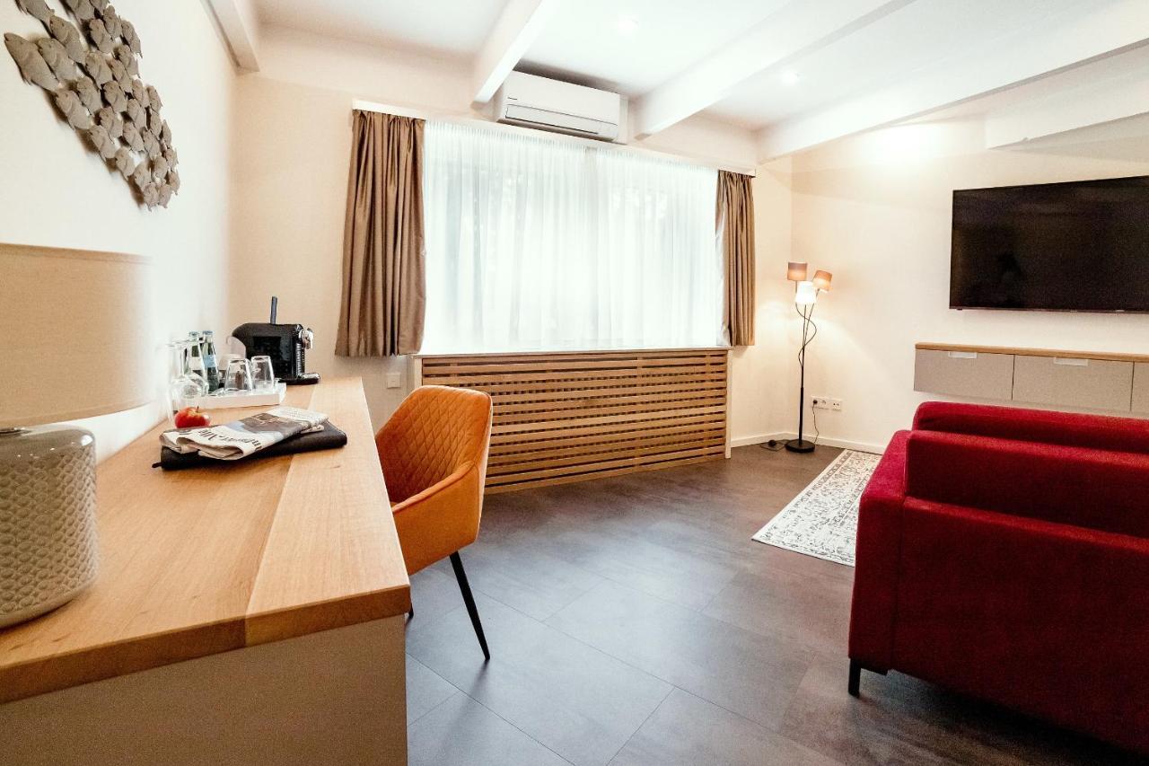 Seehotel Am Tankumsee Isenbuettel Bagian luar foto